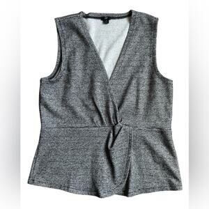 J.Crew 365 Women’s Medium Bouclé Knit Sleeveless Top Gray Twist Front Tank